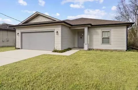 2145 Janet St, Navarre, FL 32566