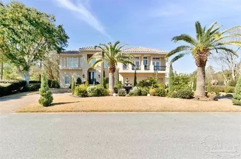 2 Colley Cove Dr, Gulf Breeze, FL 32561