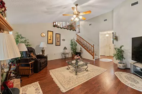 Living - 4559 Scarlet Dr, Crestview, FL 32539 photo 1 of 1