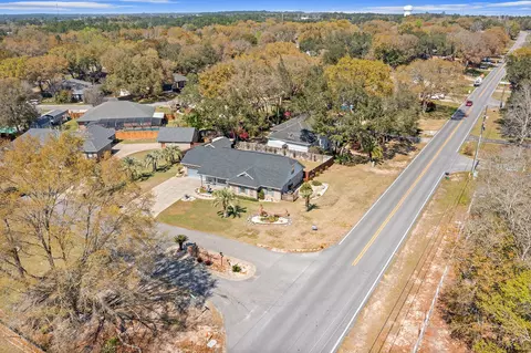 View/Area - 4559 Scarlet Dr, Crestview, FL 32539 photo 6 of 6