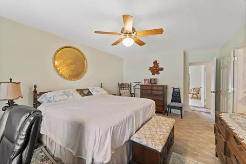 Bedroom - 4559 Scarlet Dr, Crestview, FL 32539 photo 6 of 7