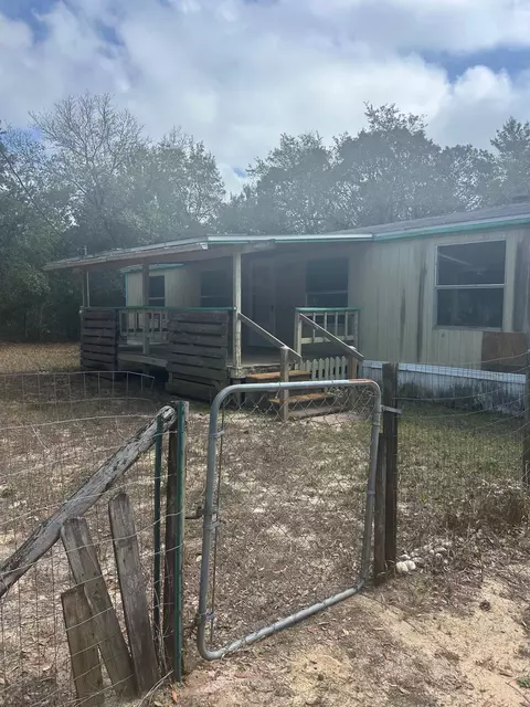 7557 Blackjack Cir, Navarre, FL 32566