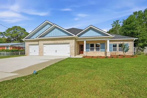 368 Coral Dr, Fort Walton Beach, FL 32548