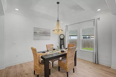 Dining - 48 Hammock Cir, Freeport, FL 32439 photo 1 of 1