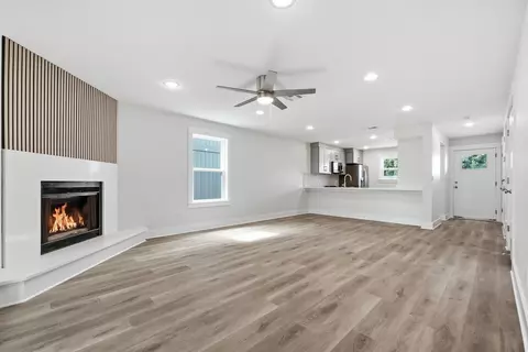 11 Court Dr #11, Destin, FL 32541
