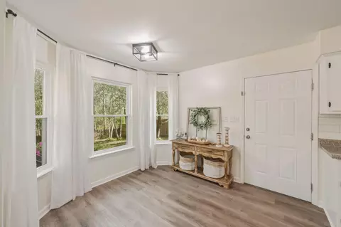 Entry Way - 2751 Keats Dr, Crestview, FL 32539 photo 3 of 6
