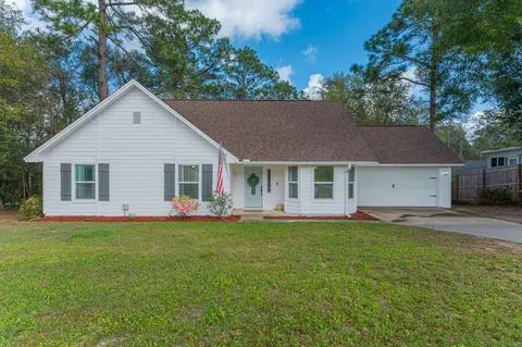 2751 Keats Dr, Crestview, FL 32539