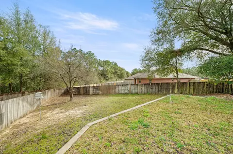 Exterior - 1273 Jefferyscot Dr, Crestview, FL 32536 photo 3 of 3