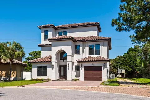 4698 Amhurst Cir, Destin, FL 32541
