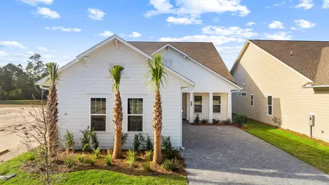 521 Millbridge Dr, Panama City Beach, FL 32413