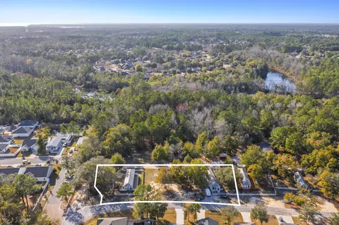 153 155 Caswell Branch Rd, Freeport, FL 32439