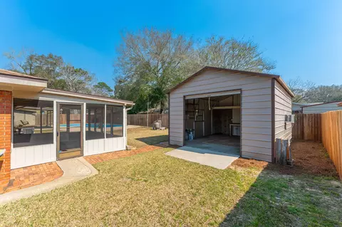 Exterior - 22 Sharilyn Dr, Shalimar, FL 32579 photo 11 of 17