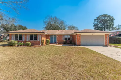 Exterior - 22 Sharilyn Dr, Shalimar, FL 32579 photo 6 of 17