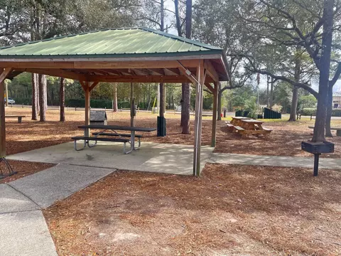 Exterior - 22 Sharilyn Dr, Shalimar, FL 32579 photo 17 of 17