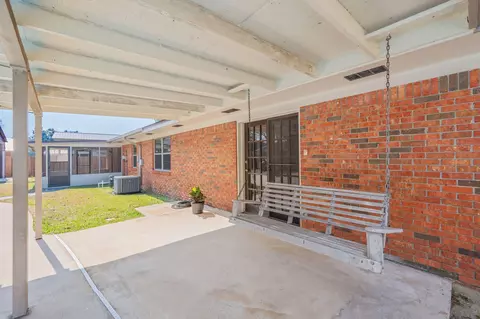 Exterior - 22 Sharilyn Dr, Shalimar, FL 32579 photo 10 of 17