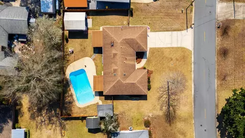 View/Area - 22 Sharilyn Dr, Shalimar, FL 32579 photo 2 of 10