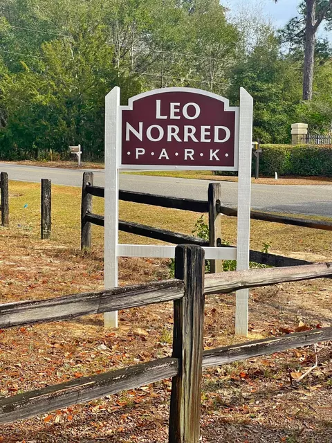 Exterior - 22 Sharilyn Dr, Shalimar, FL 32579 photo 16 of 17