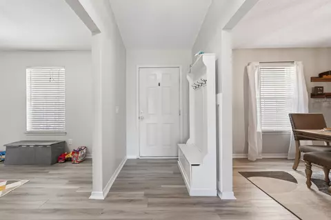 Entry Way - 238 Trish Dr, Crestview, FL 32536 photo 2 of 3