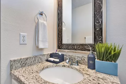 Bath - 238 Trish Dr, Crestview, FL 32536 photo 5 of 5