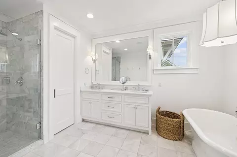Bath - 17 Compass Point Way, Watersound, FL 32461 photo 6 of 9
