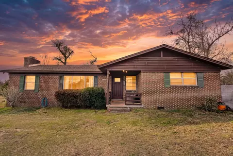 11431 1st St, Youngstown, FL 32466