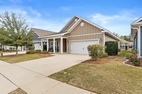 Exterior - 93 Dusky Way, Freeport, FL 32439 photo 2 of 9