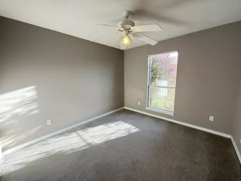 Bedroom - 1214 Northview Dr, Crestview, FL 32536 photo 3 of 7