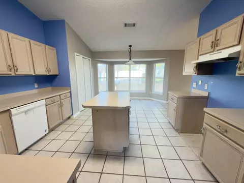 Kitchen - 1214 Northview Dr, Crestview, FL 32536 photo 1 of 2