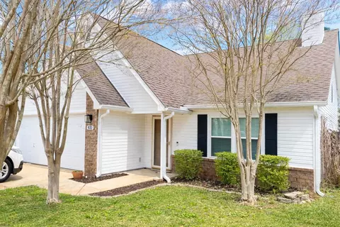 870 Van Dyke Dr, Shalimar, FL 32579