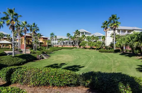 Exterior - 44 E Trigger Trl, Panama City, FL 32461 photo 5 of 6