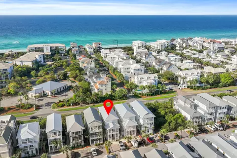 48 E Trigger Trl, Panama City, FL 32461
