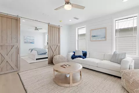 Living - 48 E Trigger Trl, Panama City, FL 32461 photo 1 of 3