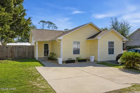 2519 Oak St, Panama City Beach, FL 32408
