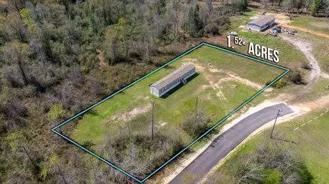 1424 E F Sanford Rd, Baker, FL 32531