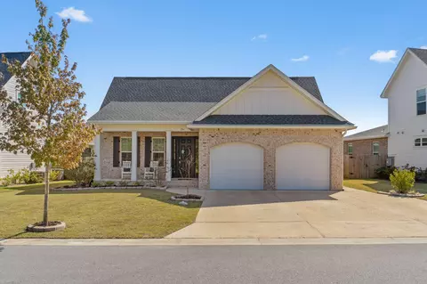 151 Raiders Trl, Valparaiso, FL 32580