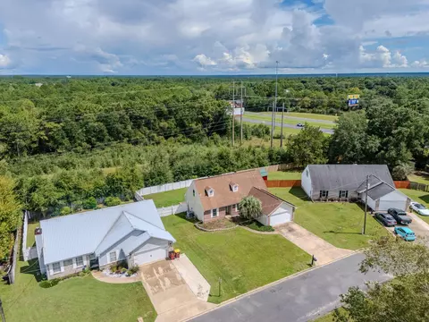 View/Area - 147 Nicole Ln, Crestview, FL 32539 photo 5 of 7