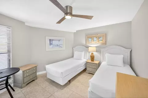 Bedroom - 4033 Beachside One Dr #4033, Miramar Beach, FL 32550 photo 6 of 7