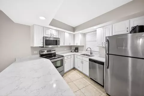 Kitchen - 4033 Beachside One Dr #4033, Miramar Beach, FL 32550 photo 1 of 6