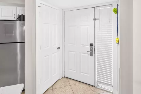 Entry Way - 4033 Beachside One Dr #4033, Miramar Beach, FL 32550 photo 2 of 2