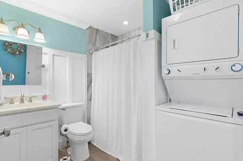 Bath - 8294 E County Highway 30a # 8, Seacrest, FL 32461 photo 1 of 2