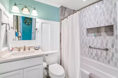 Bath - 8294 E County Highway 30a # 8, Seacrest, FL 32461 photo 2 of 2