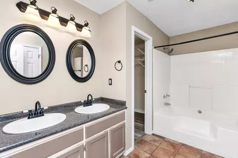 Bath - 311 Seattle Slew Ct, Crestview, FL 32539 photo 3 of 5