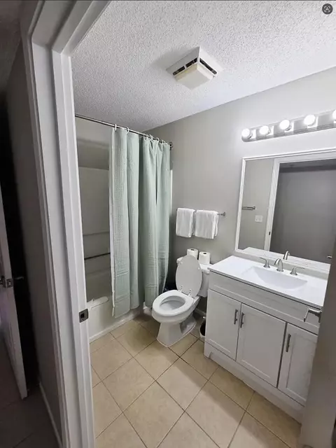 Bath - 4090 Dancing Cloud Ct UNIT 250, Destin, FL 32541 photo 1 of 3