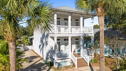 80 Dolphin St, Destin, FL 32541