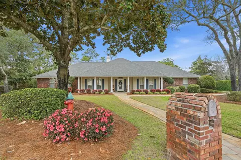 4397 Windrush Dr, Niceville, FL 32578