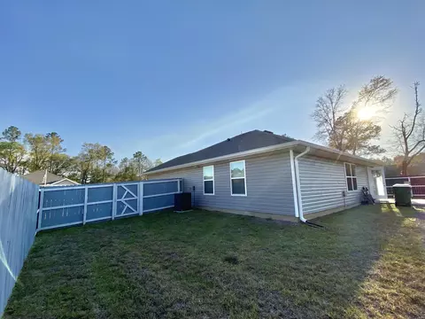 Exterior - 3101 Van Day Way, Crestview, FL 32539 photo 14 of 20