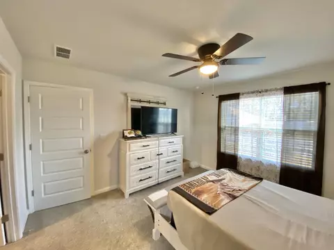 Bedroom - 3101 Van Day Way, Crestview, FL 32539 photo 3 of 6