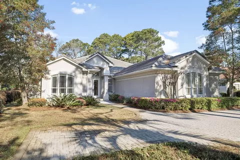 1464 Baytowne Ave, Miramar Beach, FL 32550