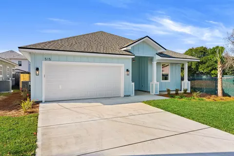 515 Pinetree Dr, Panama City Beach, FL 32413