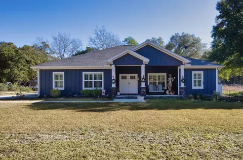 342 Eastern St, Freeport, FL 32439